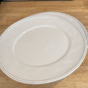 Clos Du Manoir Plates Oval Beautiful Set of 4